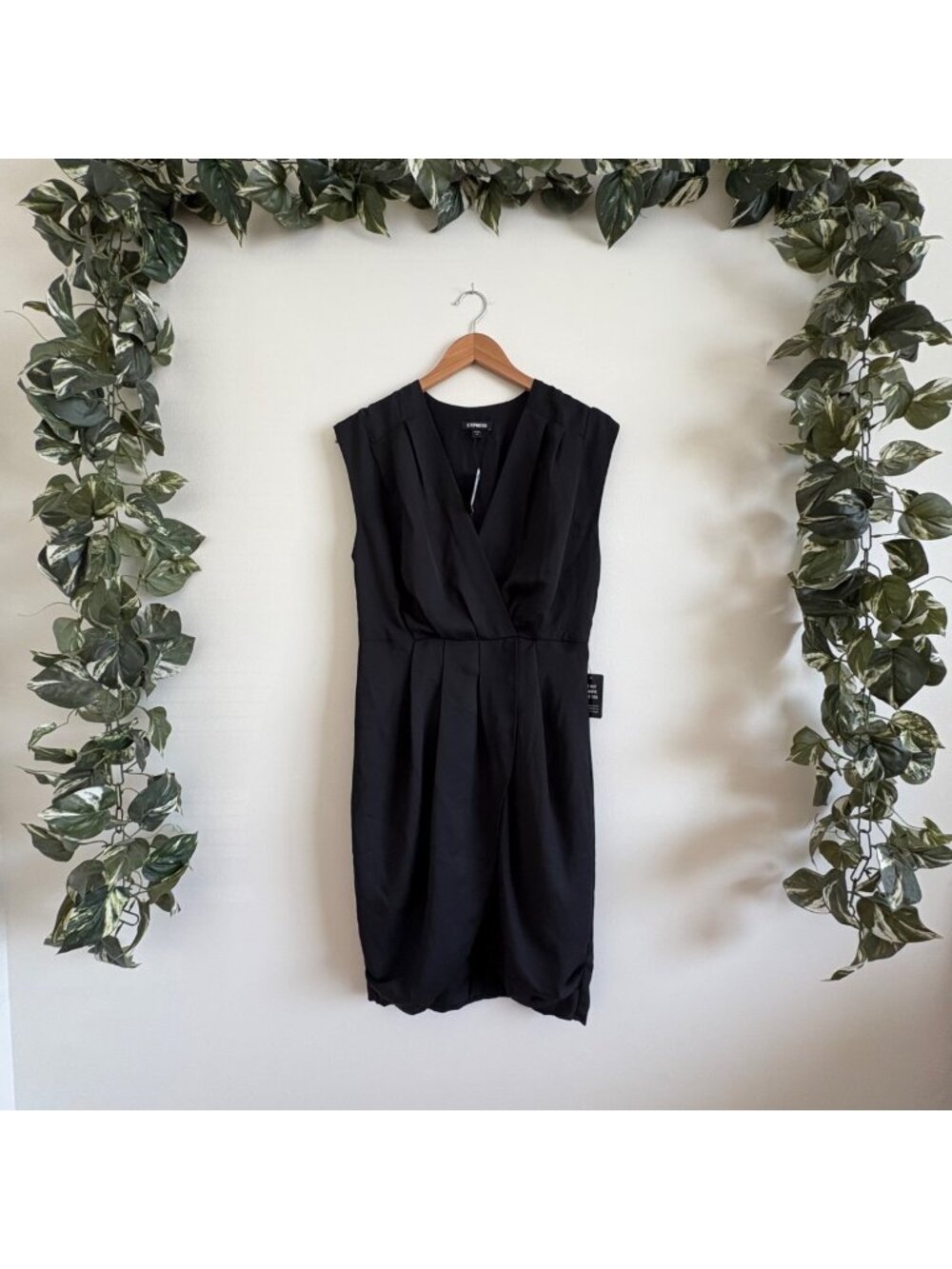 Express Sleeveless Draped Midi Shesth Dress Black NWT Women’s Size M